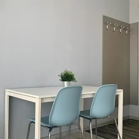 Blue Laguna Private Parking & 2 Bedrooms *